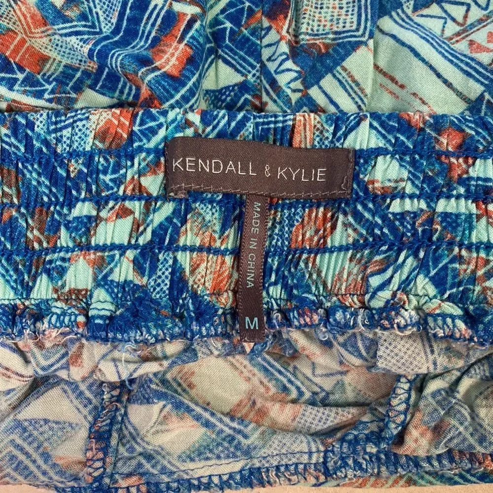 Kendall & Kylie Patterned Shorts - Picture 5 of 6